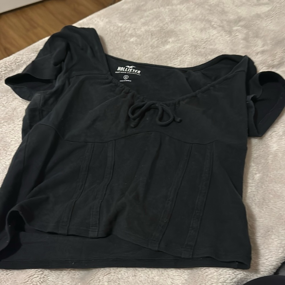 Hollister crop top